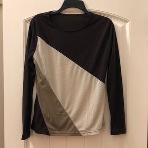 Long sleeve color block top